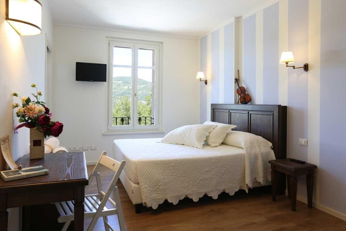 Villa Gelsomina Varano deʼ Melegari Esterno foto